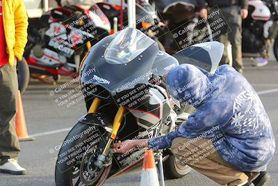 media/Mar-20-2023-Moto Forza (Mon) [[d0bbc59e78]]/Around the Pits/